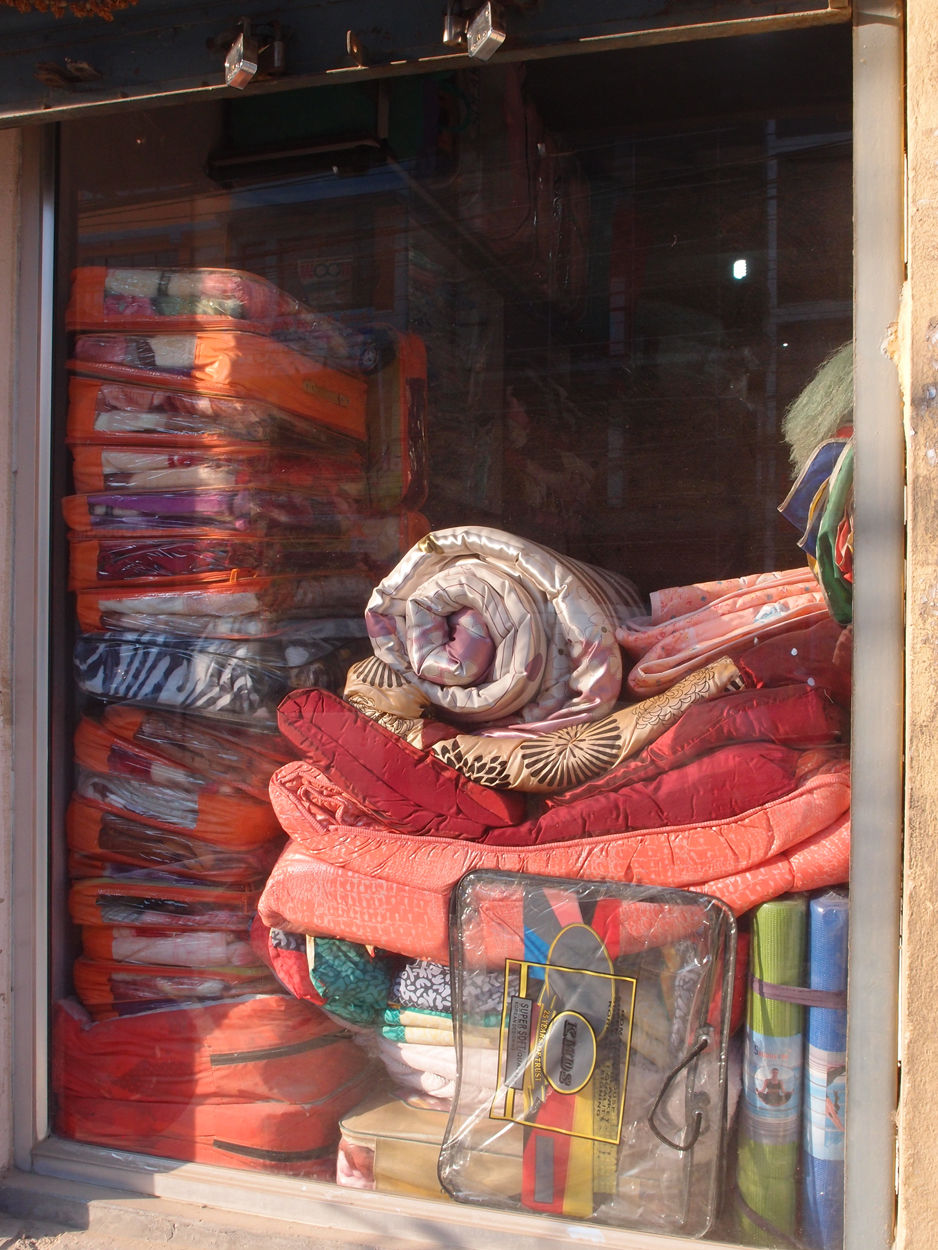 2018-01-17 15 Uhr - Boudha Strassenmusiker (Audio, Foto, Video) 